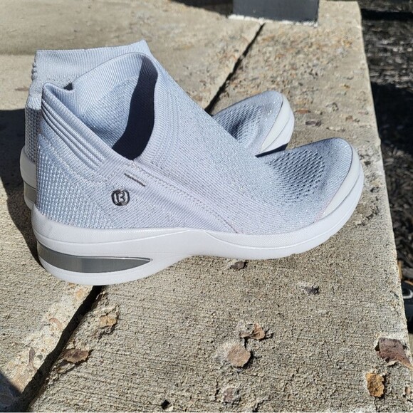 BZEES SNEAKER GRAY WITH SILVER FLAKES SIZE 6M - Picture 1 of 14